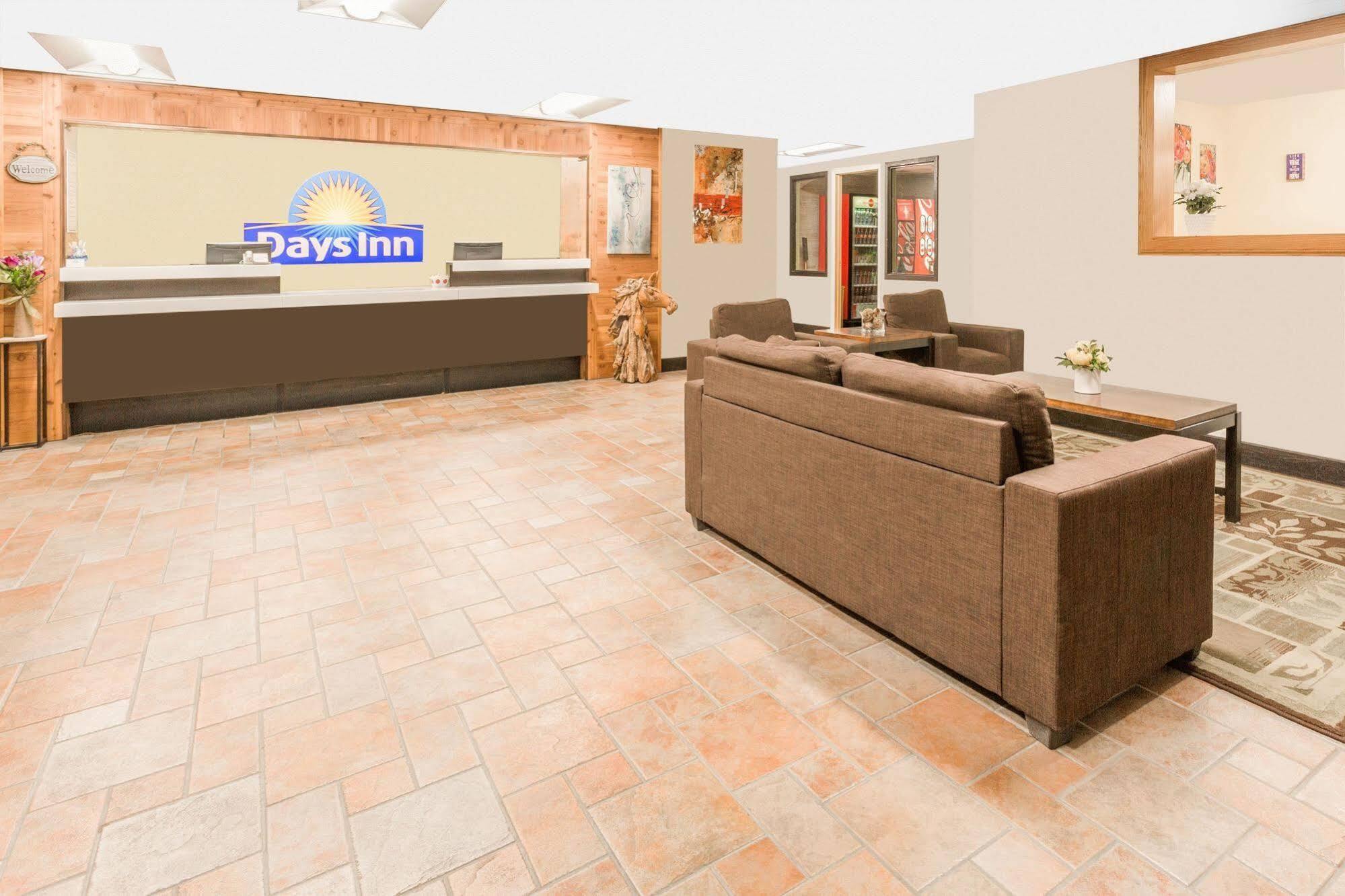 Scottsbluff Inn 2*
